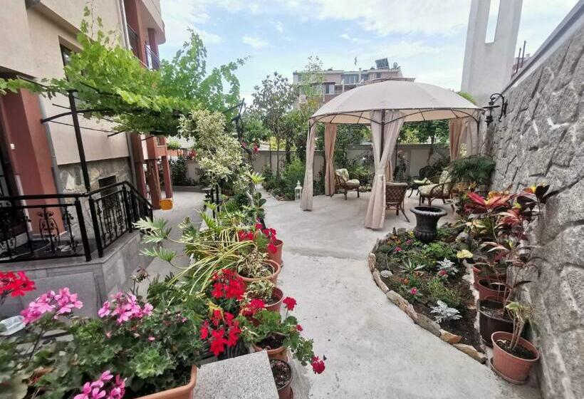 ペンション Villa Magnolia