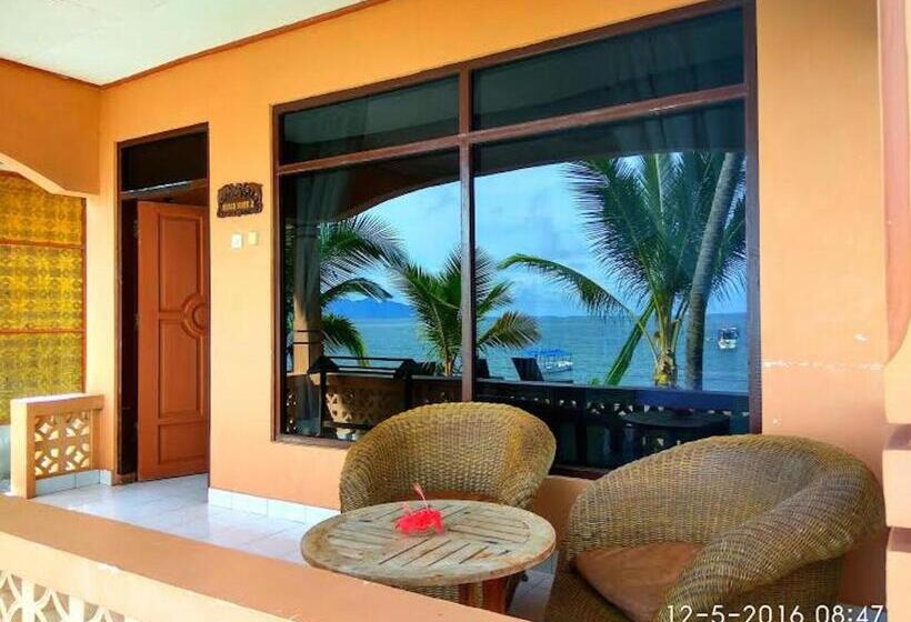 Sea World Club Beach Resort & Dive Center