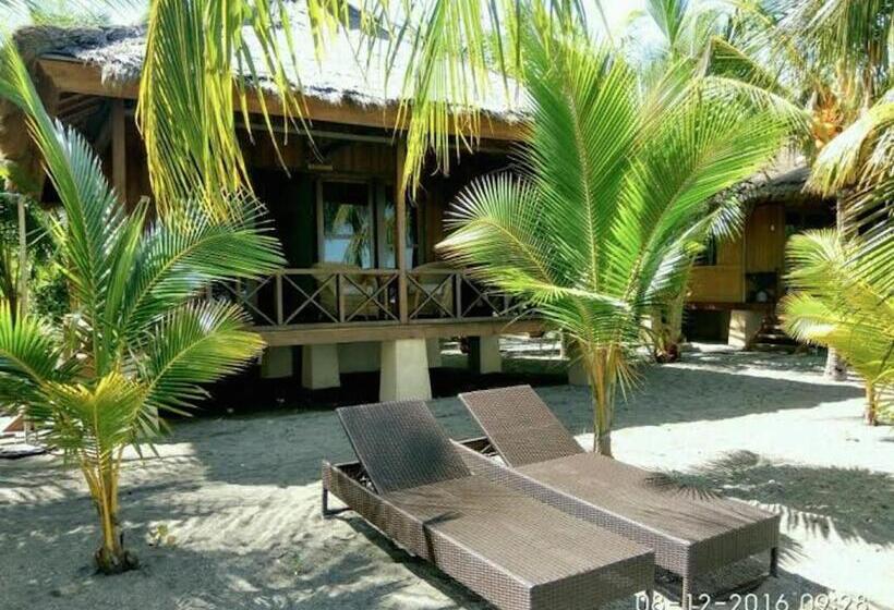 Sea World Club Beach Resort & Dive Center