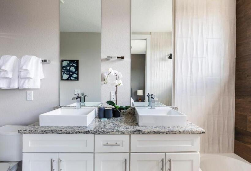 Summerville Vacation Resort