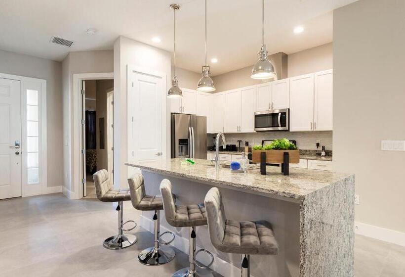 Summerville Vacation Resort