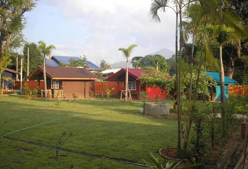 Tamarind Grand Resort Mae Sariang