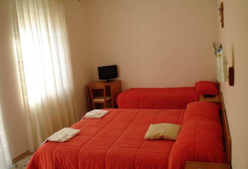 ベッドアンドブレックファースト Santa Lucia