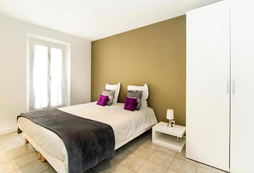 Florella Achard Residence