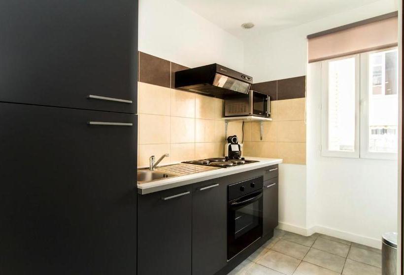 Florella Achard Residence