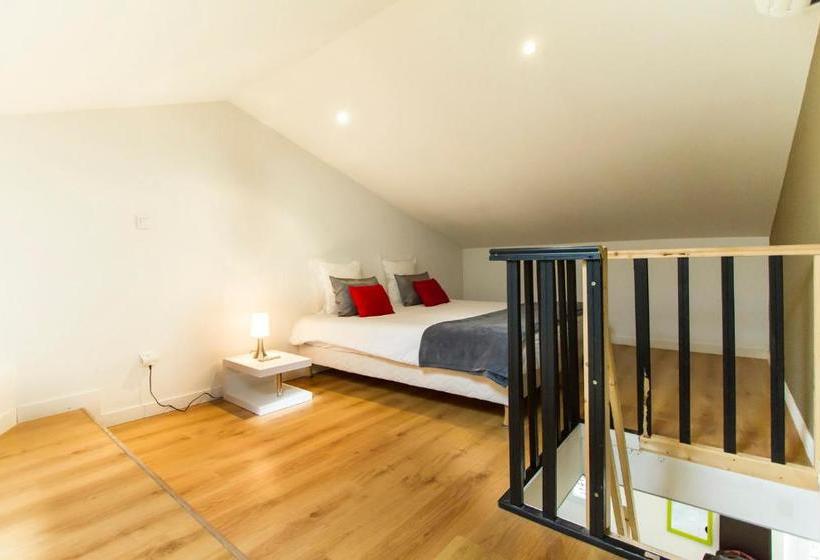 Florella Achard Residence