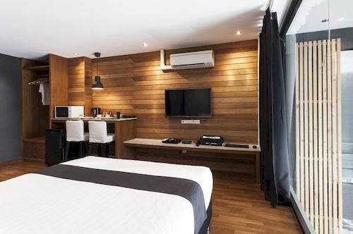 هتل 5ive Beach House