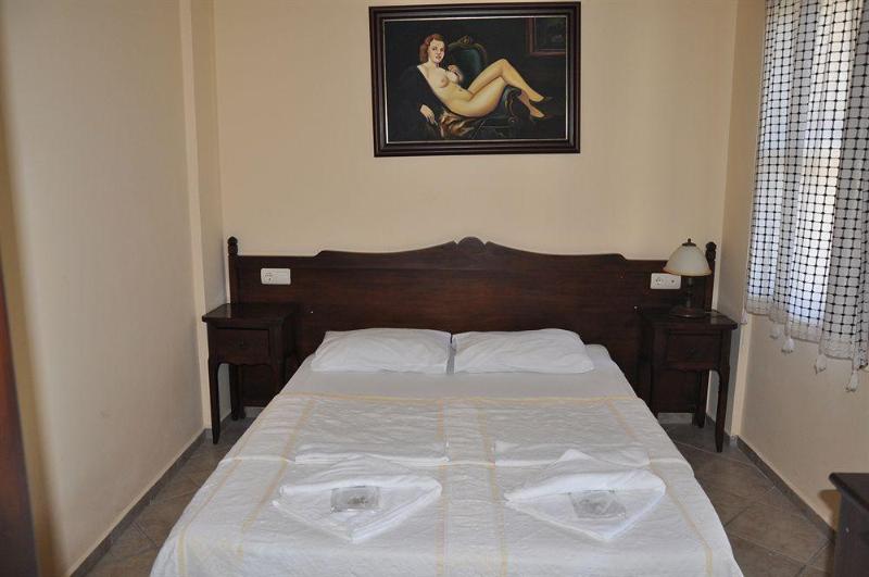 Отель Ale Suite