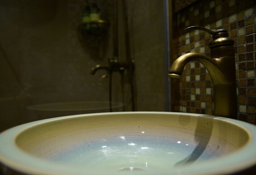 Отель Aroma Tea House