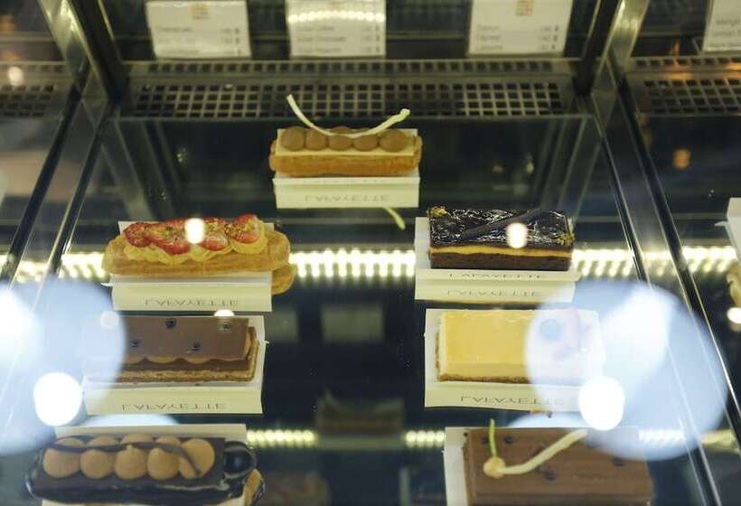 호텔 Baan Kamala Fantasea