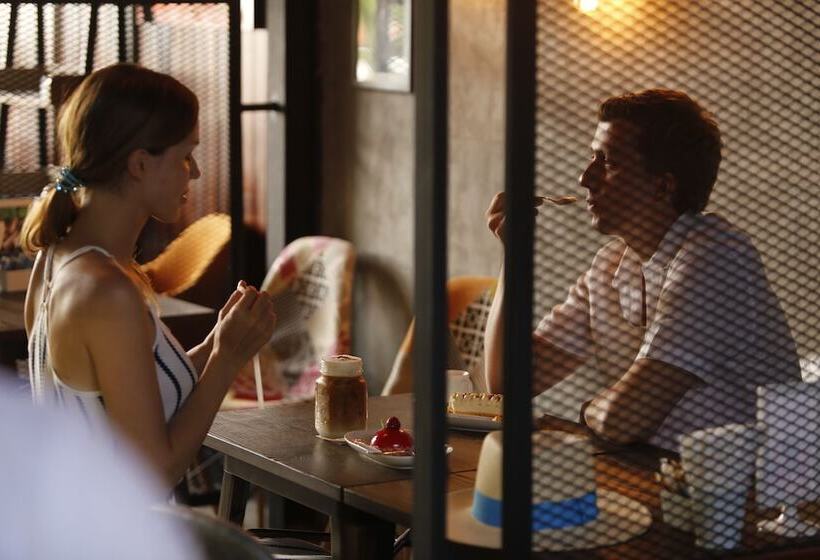 호텔 Baan Kamala Fantasea