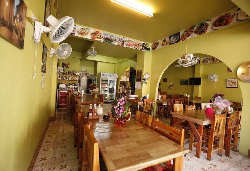 호텔 Baan Kamala Fantasea