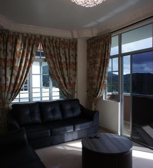 فندق Cameron View Apartment  Crown Imperial Court Brinc