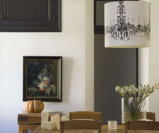 酒店 Chateau Les Merles Et Ses Villas