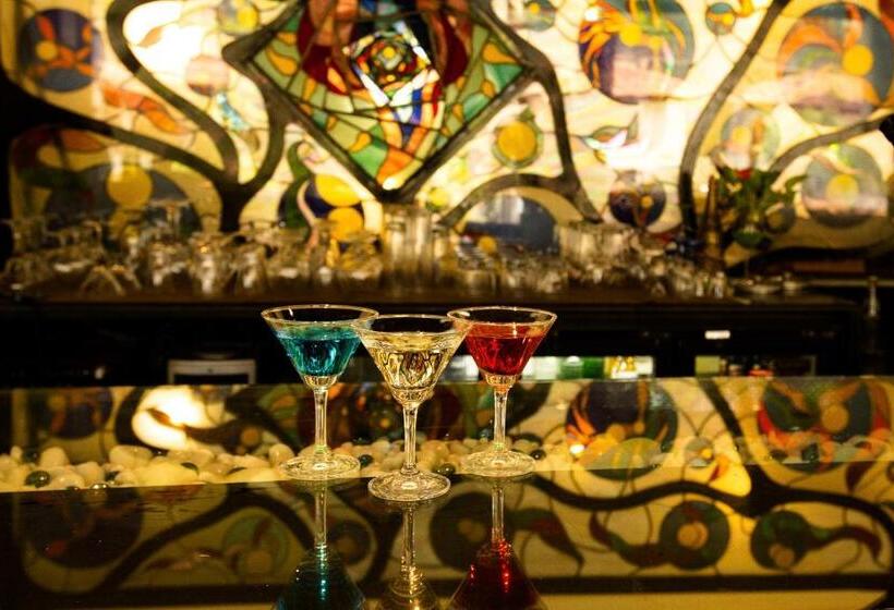 هتل Coconut Creek Resort   Dabolim Airport