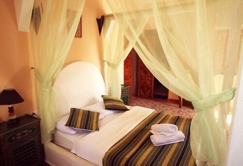 בית מלון כפרי Luxury Riad Mounia