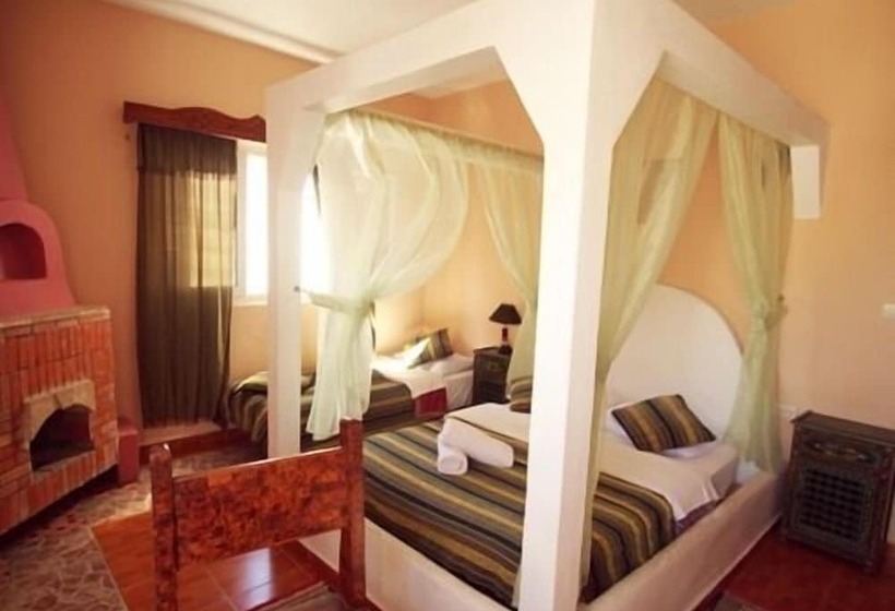 בית מלון כפרי Luxury Riad Mounia