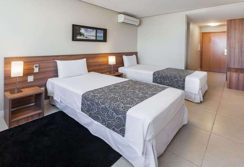 בית מלון כפרי Days Inn By Wyndham Linhares