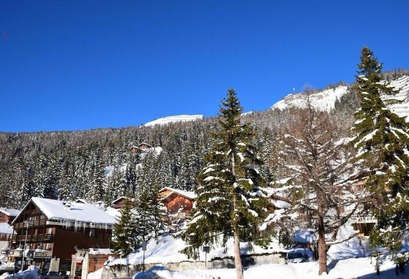 בית מלון כפרי Des Masques