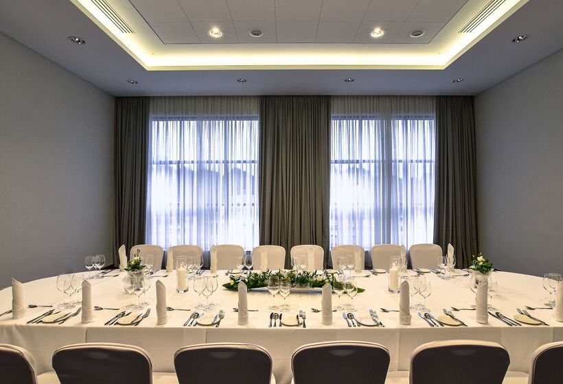 Doubletree By Hilton Hotel Lodz