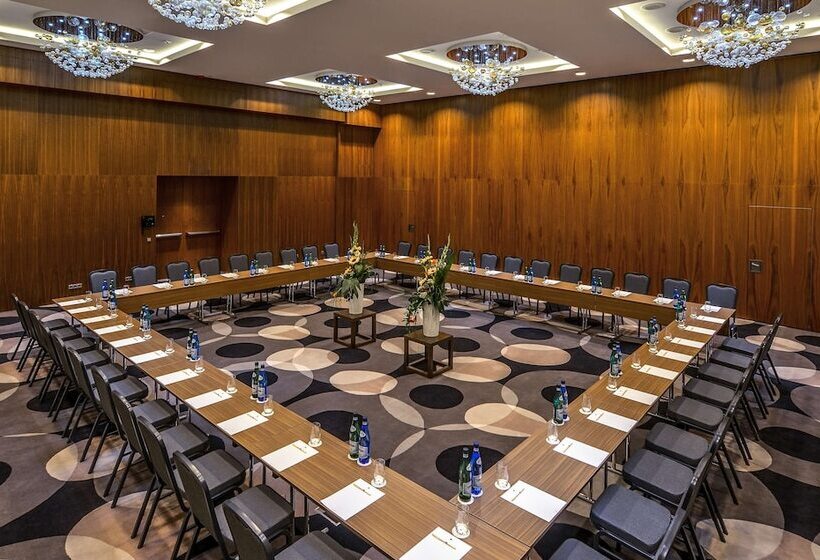 Doubletree By Hilton Hotel Lodz