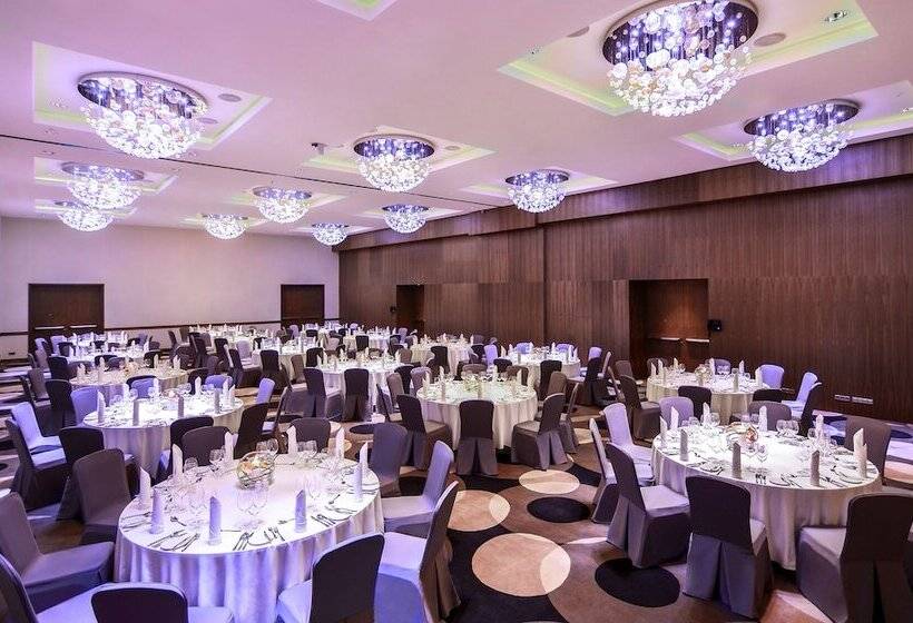 Doubletree By Hilton Hotel Lodz