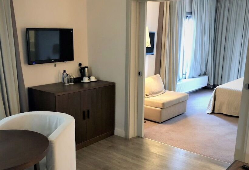 Отель Droushia Heights