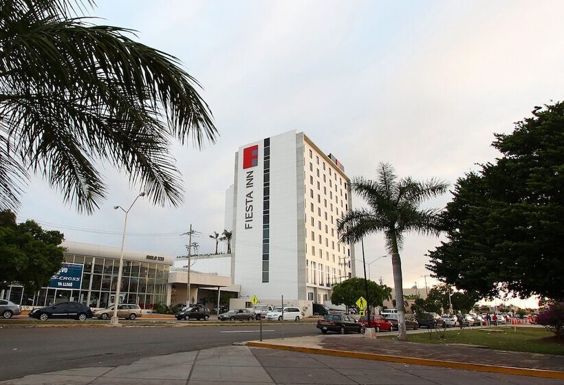 فندق Fiesta Inn Merida