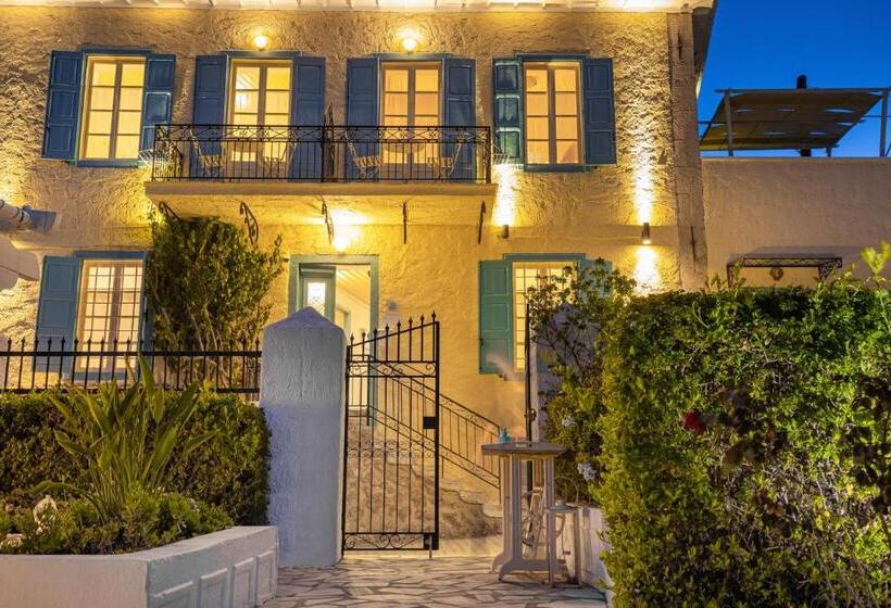 هتل Galaxa Mansion