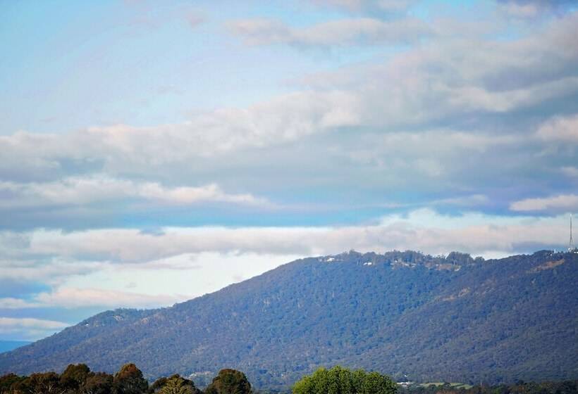 בית מלון כפרי Golden Pebble