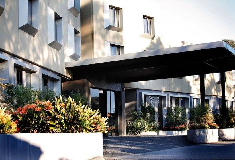 בית מלון כפרי Golden Pebble