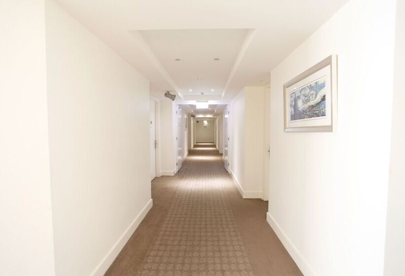 בית מלון כפרי Golden Pebble