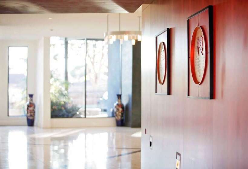 בית מלון כפרי Golden Pebble