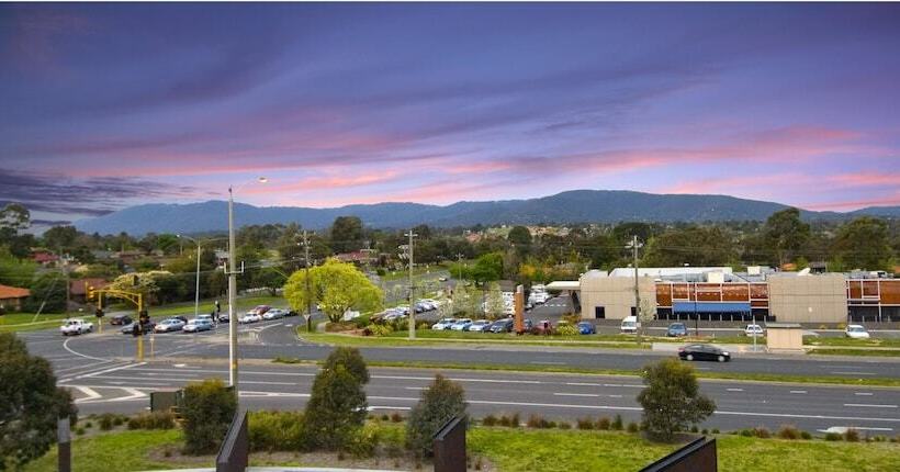 בית מלון כפרי Golden Pebble