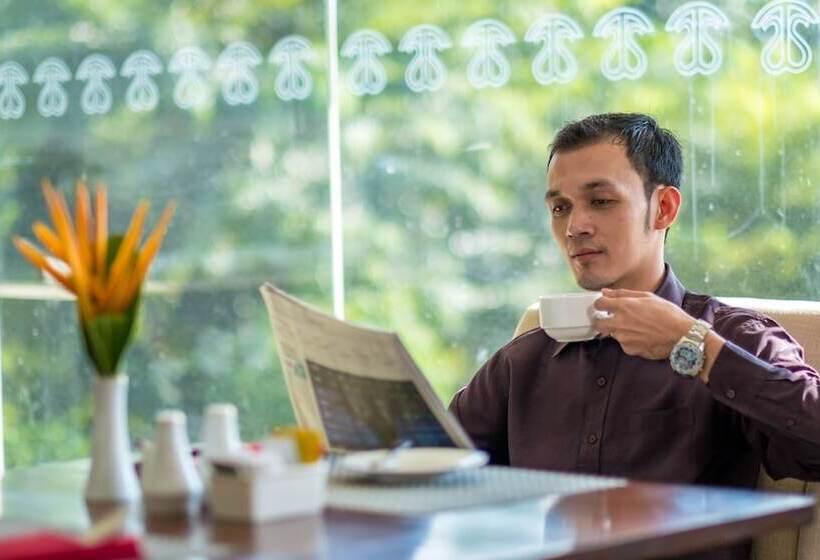 Отель Griya Sintesa Muara Enim