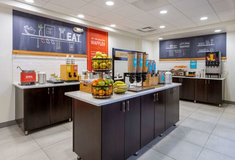 فندق Hampton Inn Milford