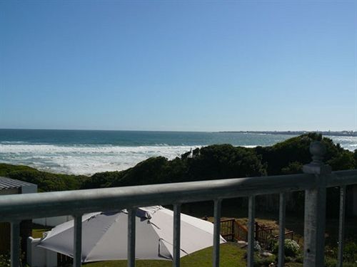 هتل Hermanus Beach Villa