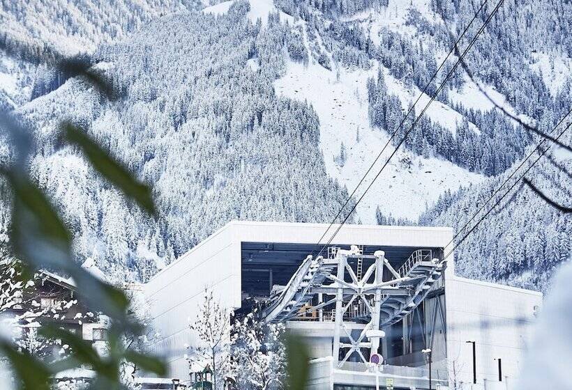 Отель Huber S Boutique