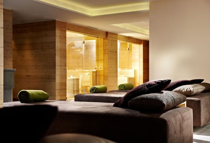 Отель Huber S Boutique