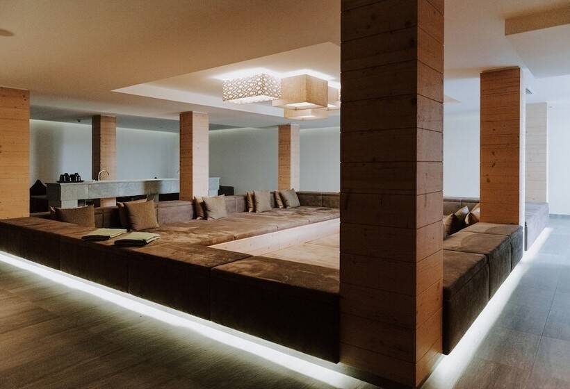 Отель Huber S Boutique