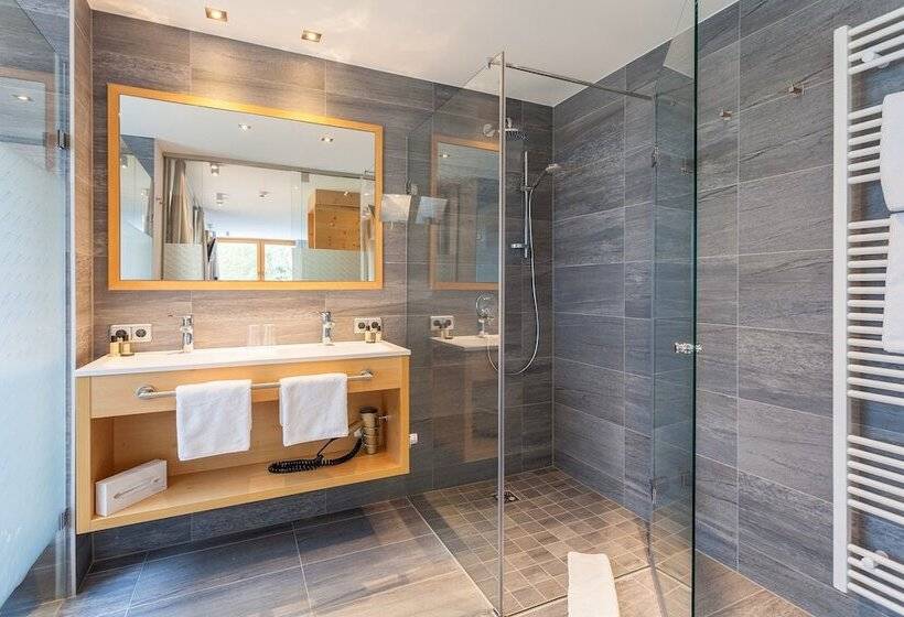 Отель Huber S Boutique