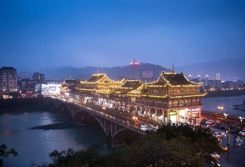 酒店 Ibis Ya An Langqiao