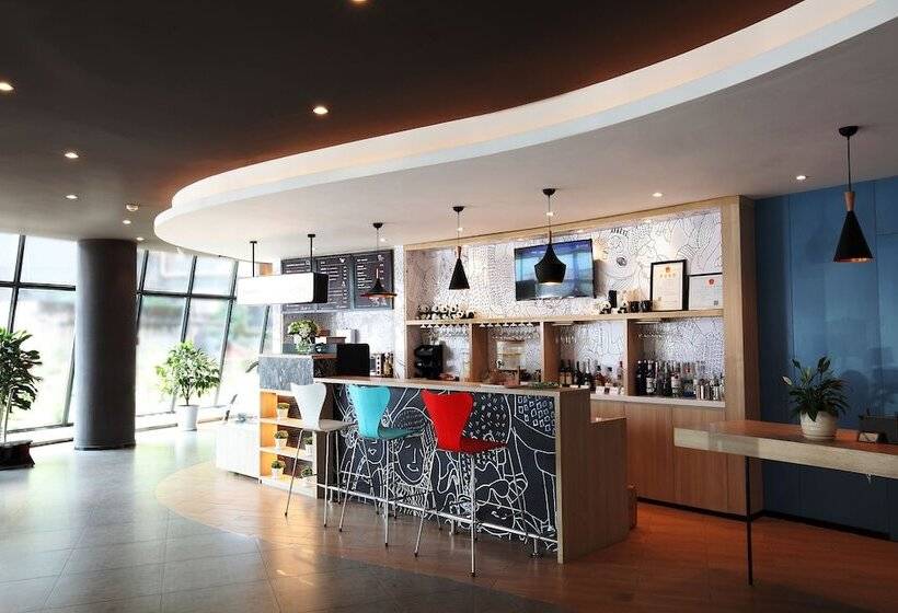 Hotel Ibis Ya An Langqiao