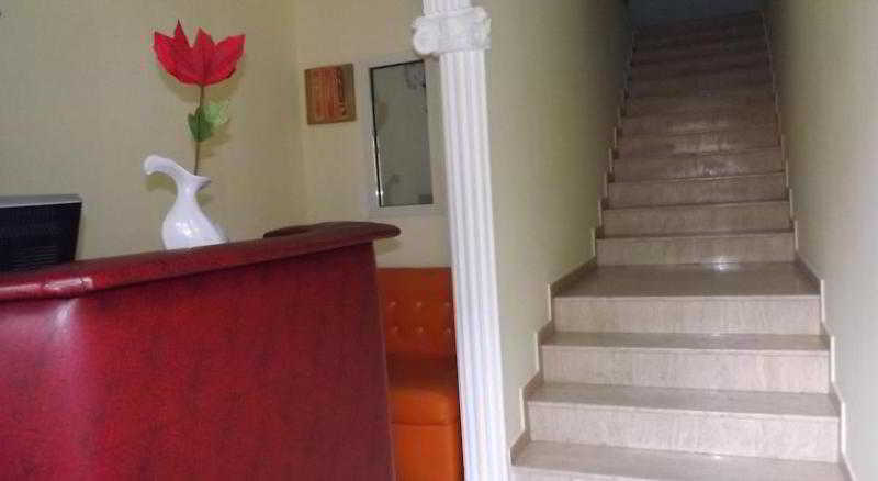 בית מלון כפרי Ikea