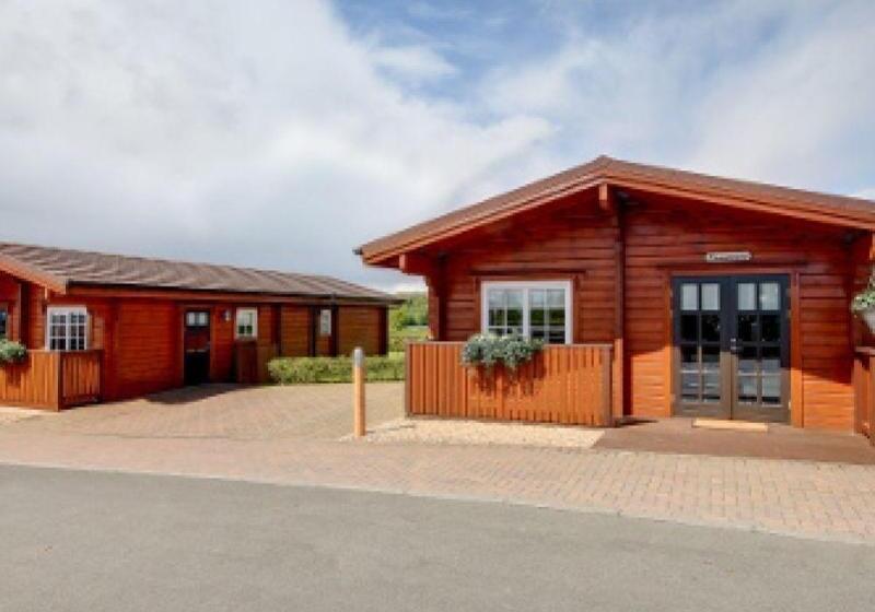 בית מלון כפרי Ingliston Country Club