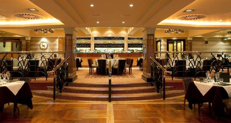 בית מלון כפרי Ingliston Country Club