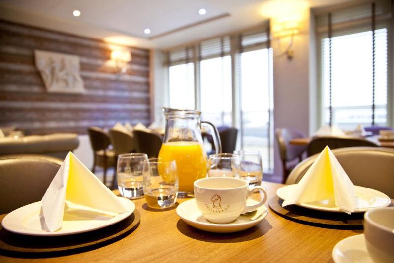 בית מלון כפרי Ingliston Country Club