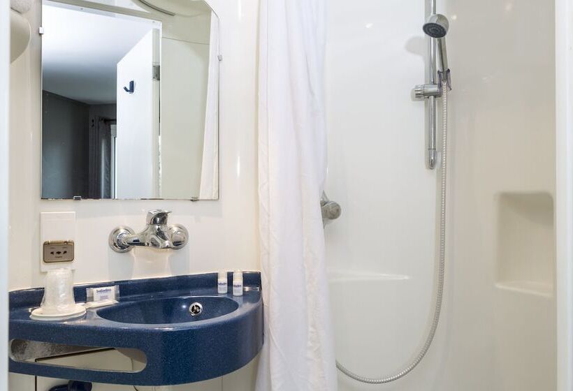 בית מלון כפרי Initial By Balladins Lyon / Chanas