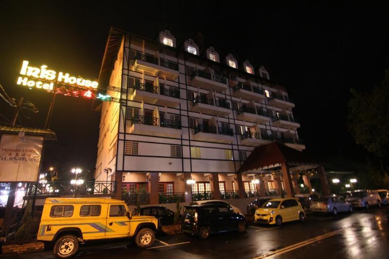 فندق Iris House
