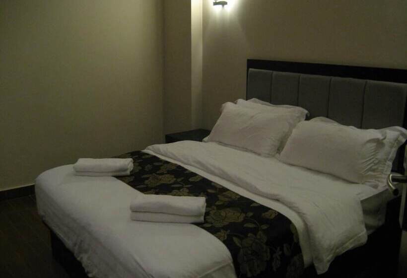 בית מלון כפרי Kk Waterfront